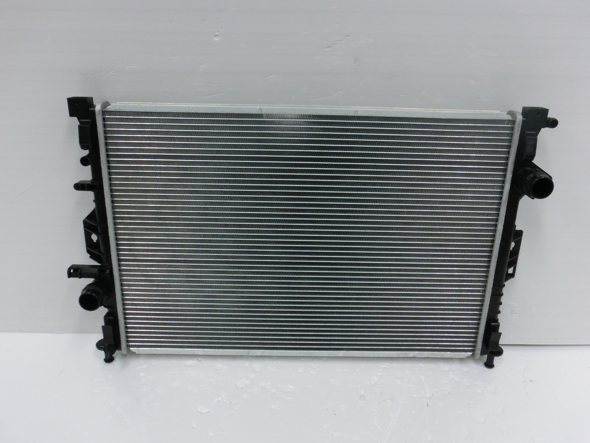 RADIATORS-31035.JPG